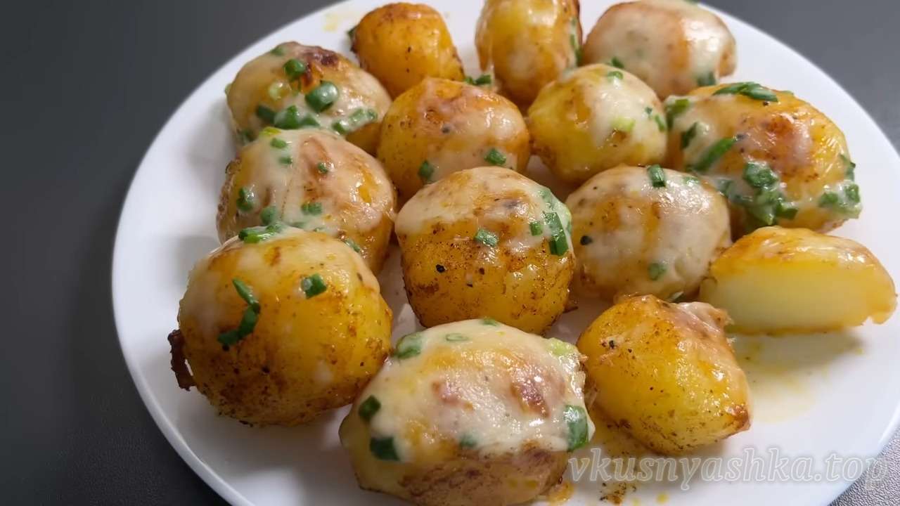 Картофель с сыром запеченный в духовке