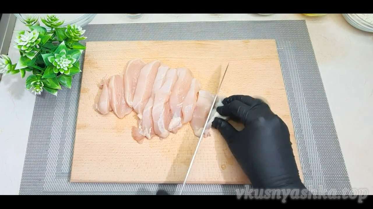 рецепт отбивных из куриного филе на сковороде классический | Дзен