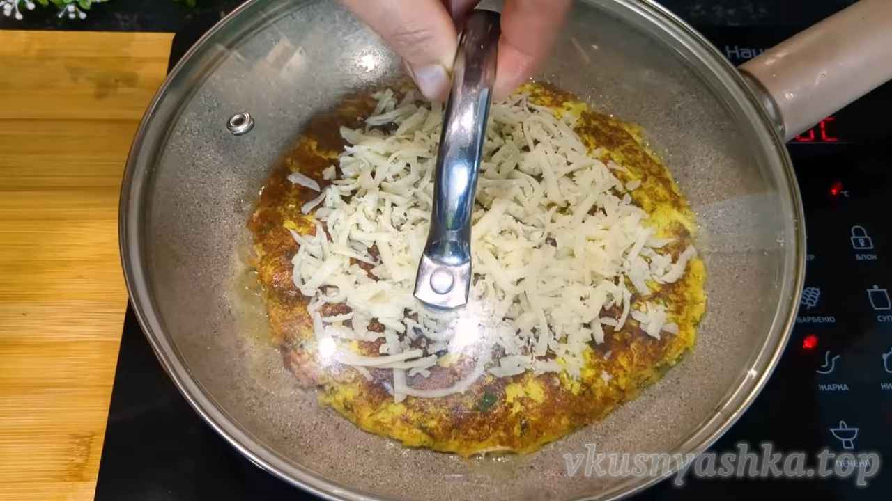 Как приготовить кабачковые хачапури без муки на сковороде: Шаг 7