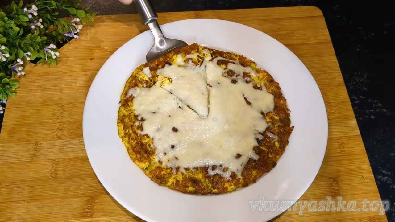 Кабачковые хачапури без муки на сковороде