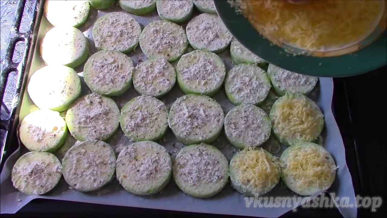 Как приготовить нежнейшие кабачки с хрустящей сырной корочкой: Шаг 5