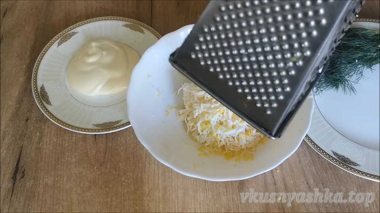 Как приготовить сэндвичи из кабачков с нежной сырно-яичной начинкой: Шаг 3