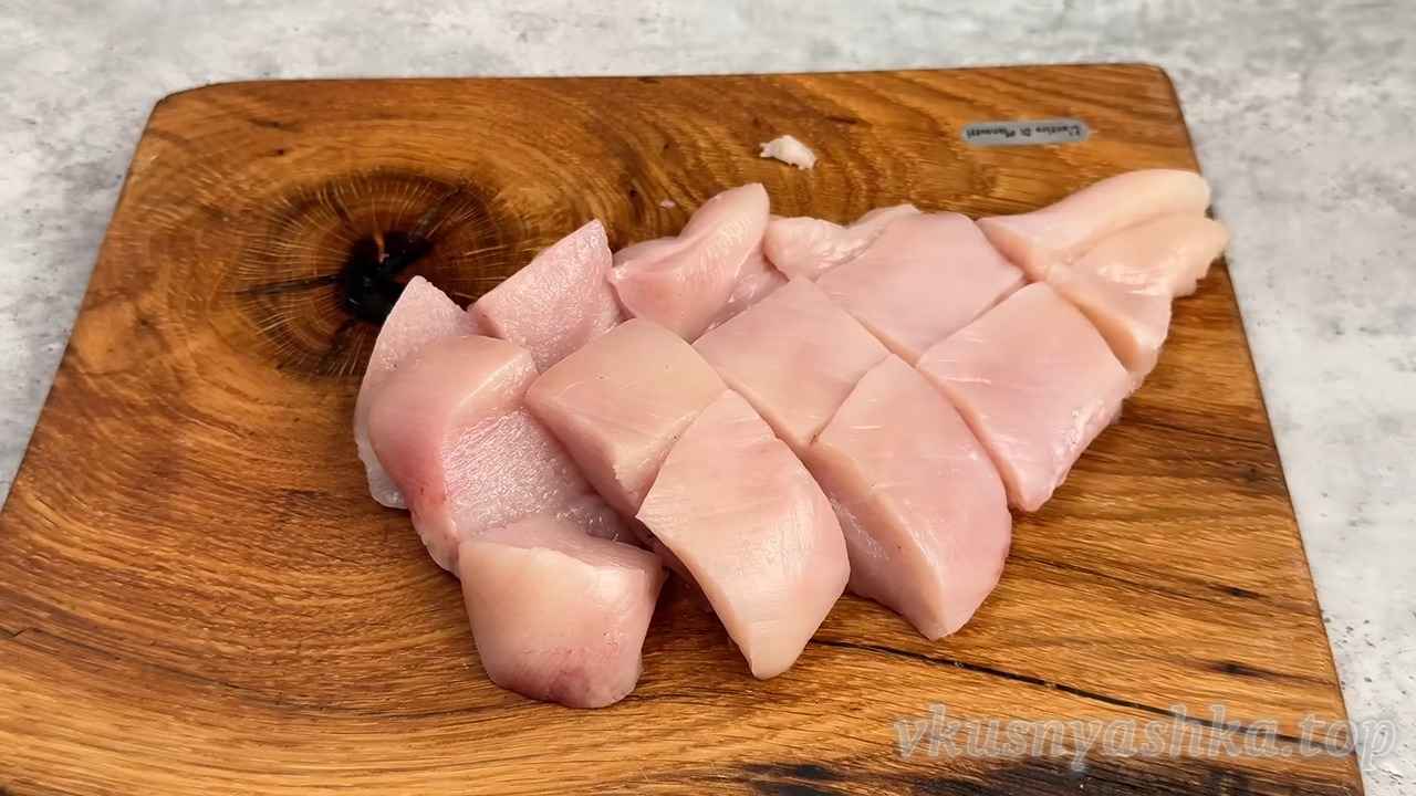 Как приготовить куриные шашлычки на шпажках в аэрогриле: Шаг 2